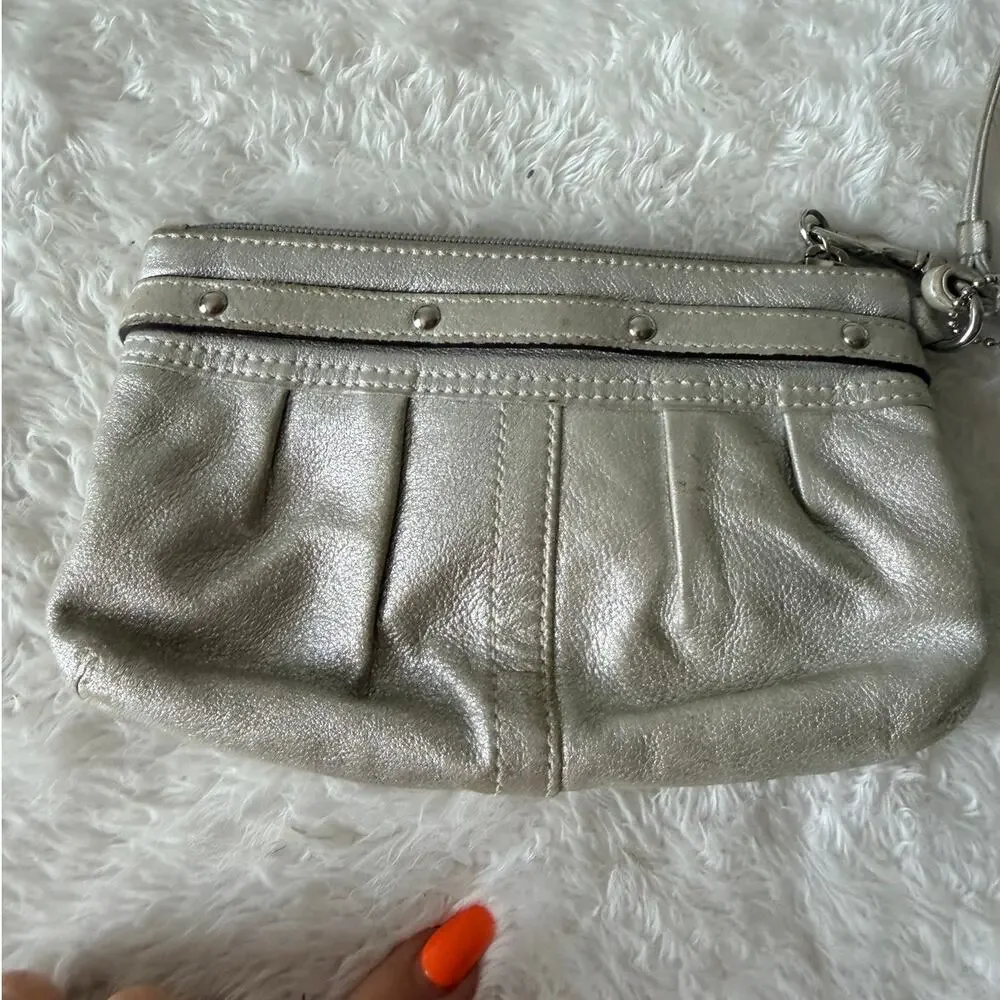 Coach Silver Metallic Leather Wristlet Clutch Pouch Horsebit Accent